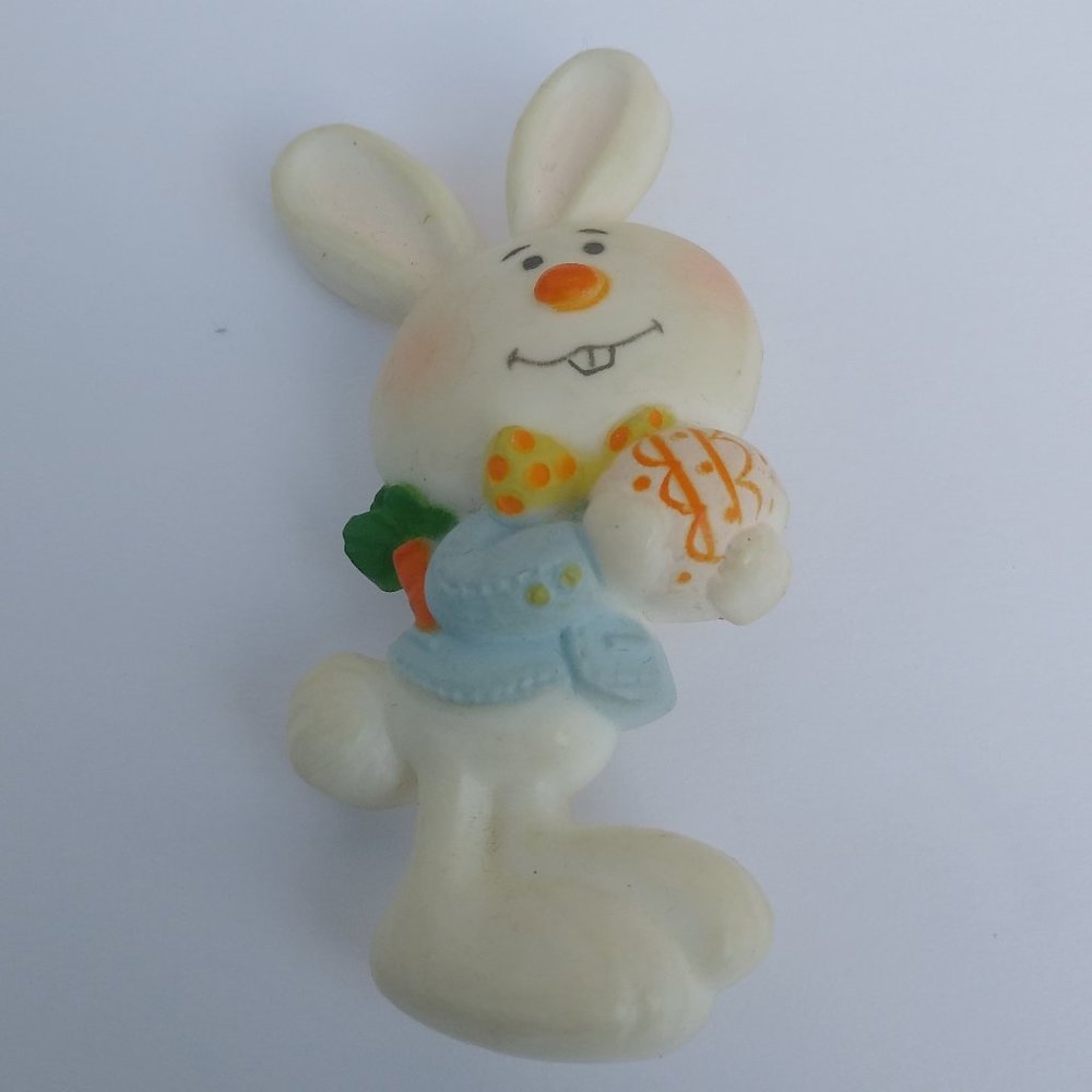 Hallmark Vintage Easter Bunny Brooch Signed &Dated